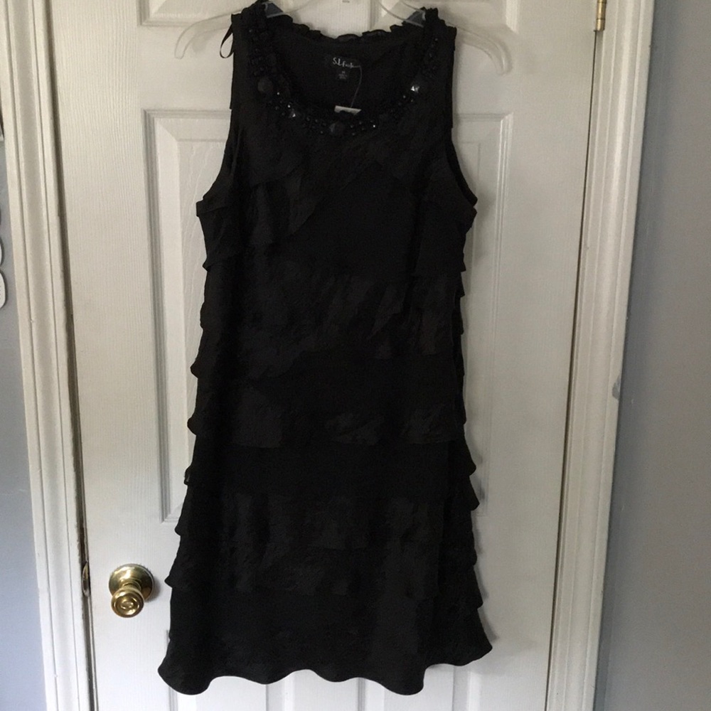 Size 14 Blk Cocktail dress